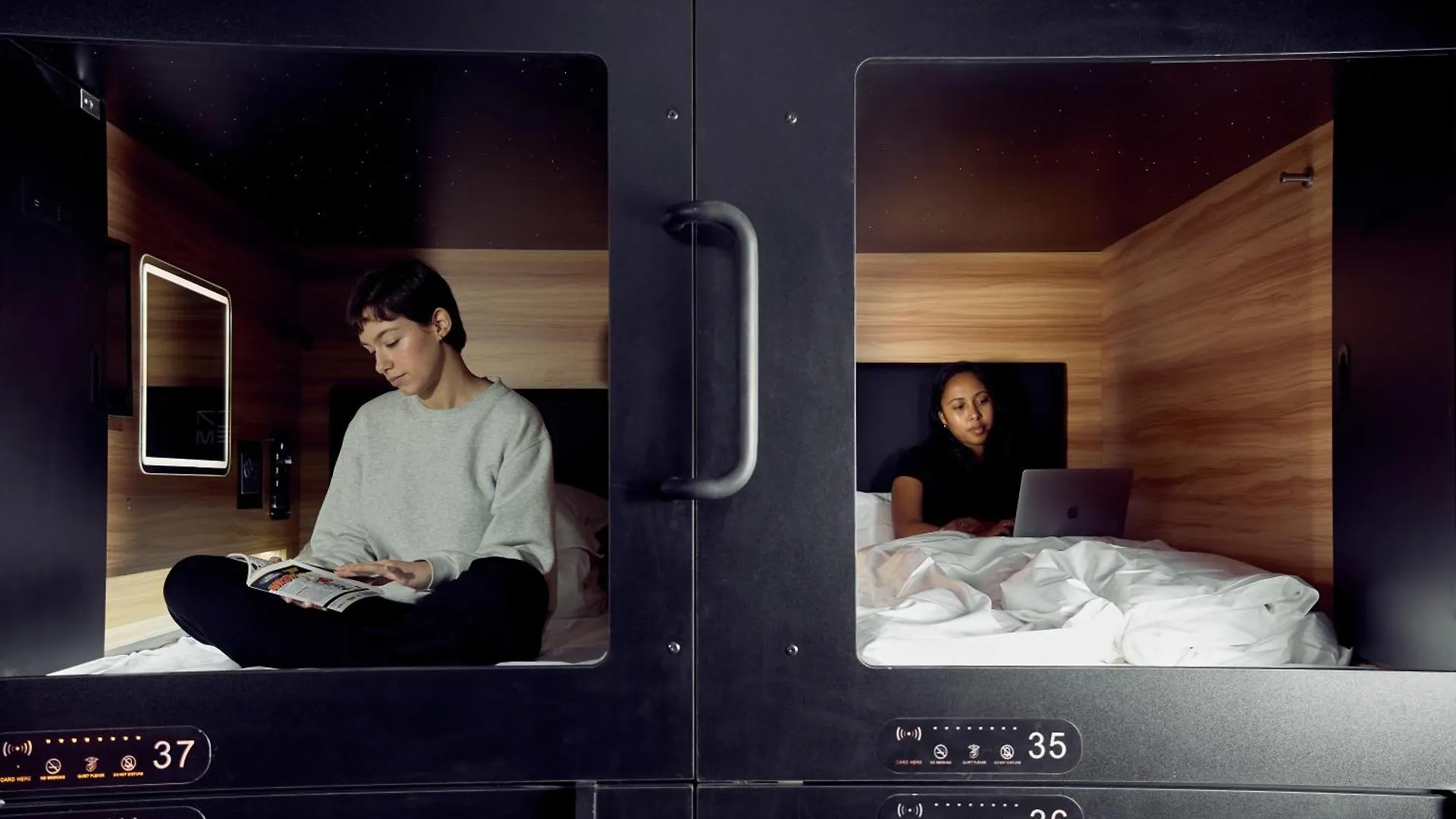 Hostel Capsule Hotel Montreal Canada
