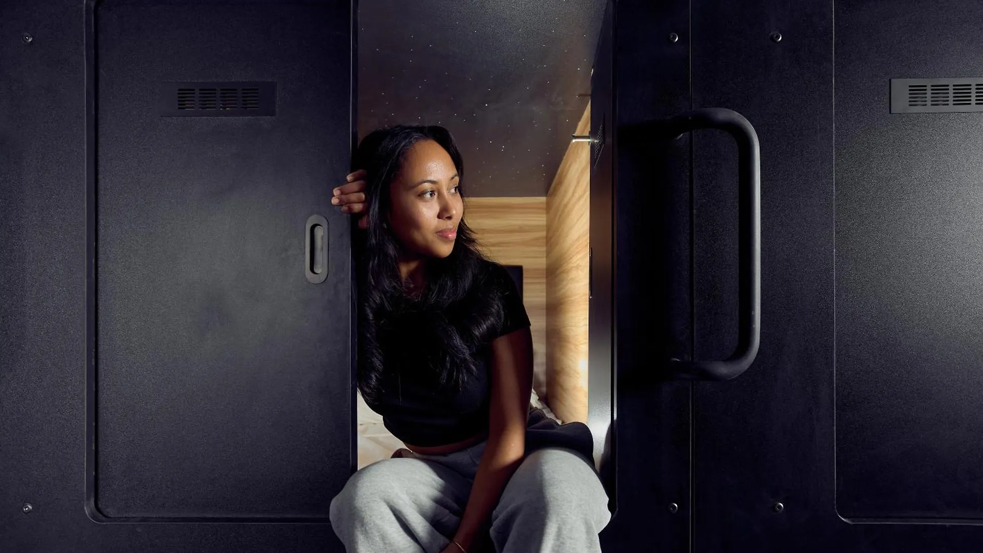Capsule Hotel Montreal