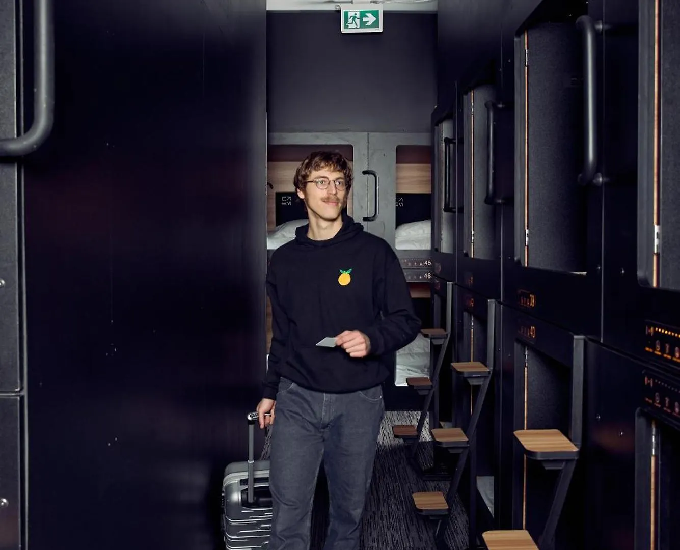 Capsule Hotel Montreal 0*,  Canada